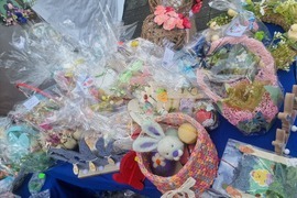 Пазарджик - Великденски базар - Движение на българските майки