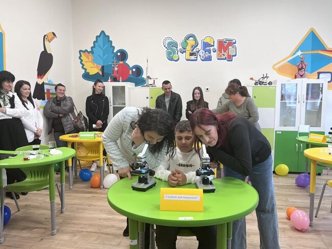Община Момчилград: STEM кабинет беше открит в училището в село Звездел