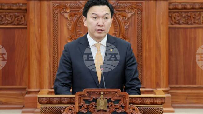 МОНЦАМЕ: Монголското правителство иска правомощия да определя митата върху вноса на горива на фона на рязкото покачване на цените