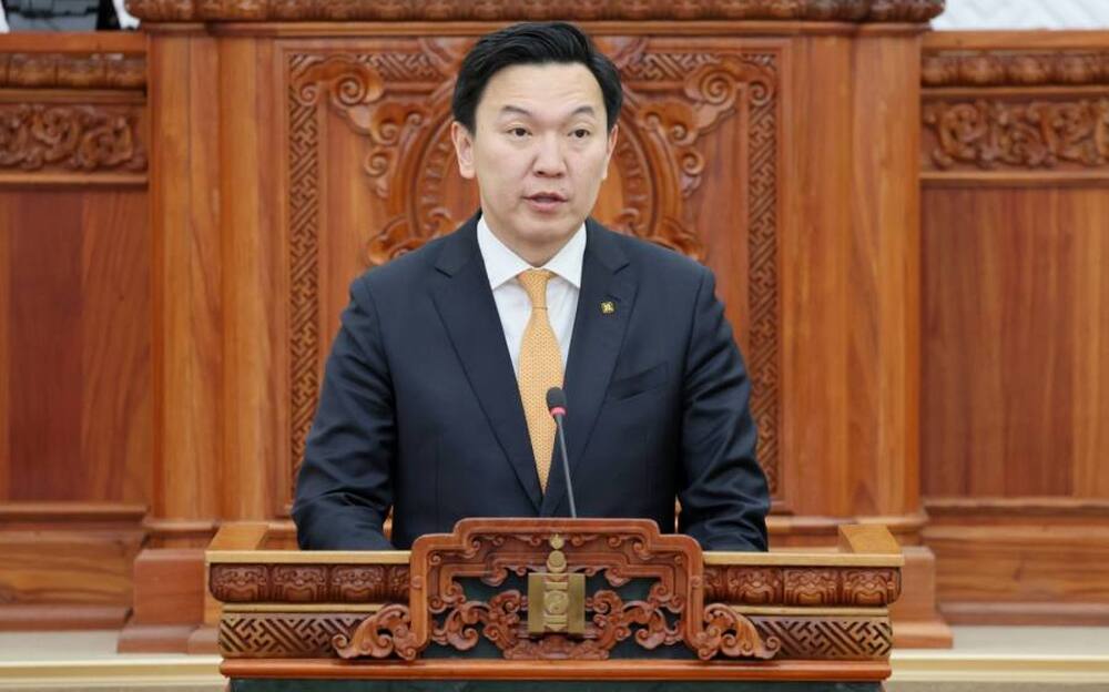 МОНЦАМЕ: Монголското правителство иска правомощия да определя митата върху вноса на горива на фона на рязкото покачване на цените