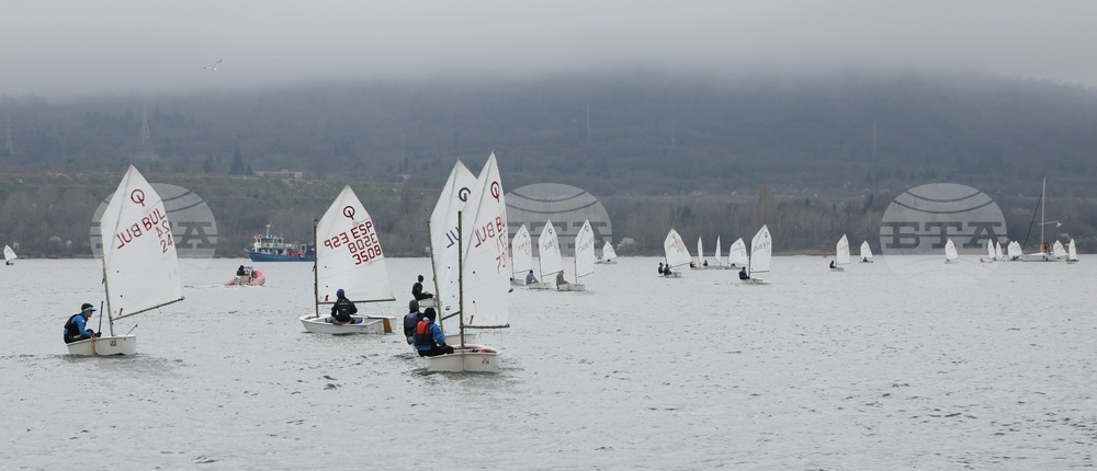 Варна - Международна ветроходна регата „Бриз“