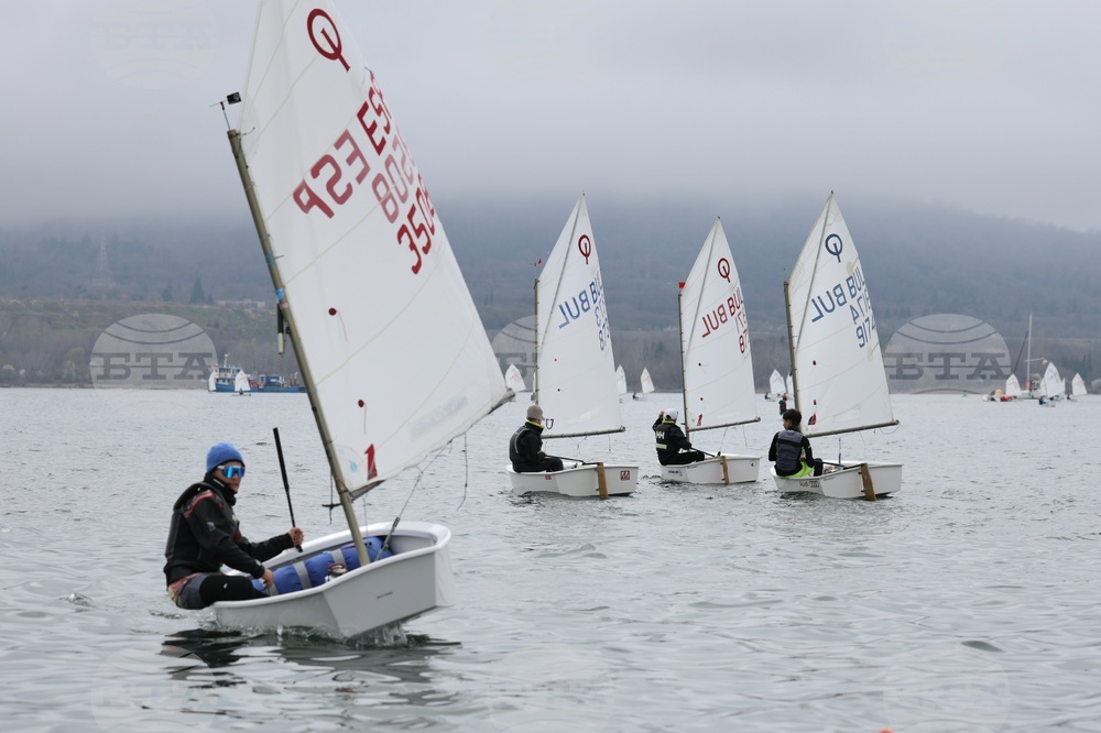 Варна - Международна ветроходна регата „Бриз“