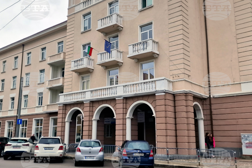 Перник - акция по почистване - „Сливи за смет“