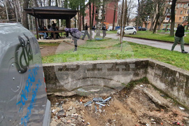 Перник - акция по почистване - „Сливи за смет“