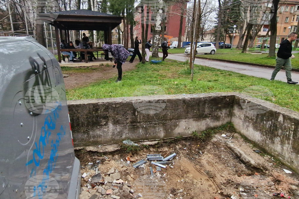 Перник - акция по почистване - „Сливи за смет“