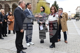 Площад „Св. Неделя“ - фотоизложба „По следите на Михайло Парашчук“ - откриване