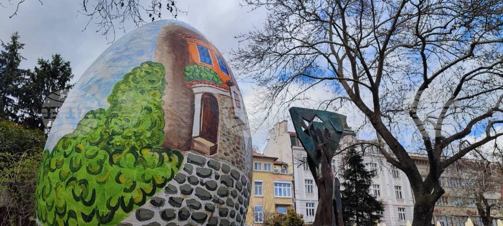 Пловдив - великденски яйца - артинсталация