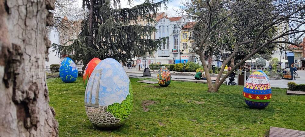 Пловдив - великденски яйца - артинсталация