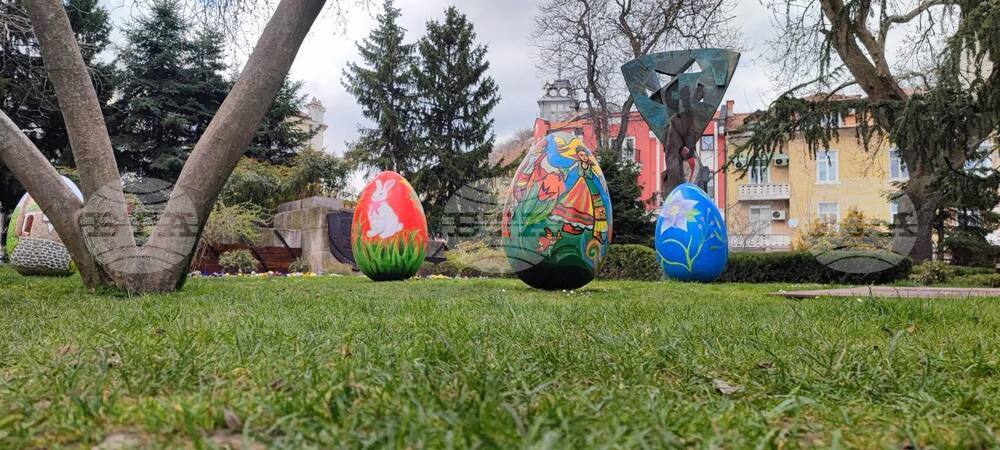 Пловдив - великденски яйца - артинсталация