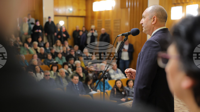 Progressive Bulgaria Leader Says Forming Coalition with Peevski, Borissov "Absolutely Impossible"