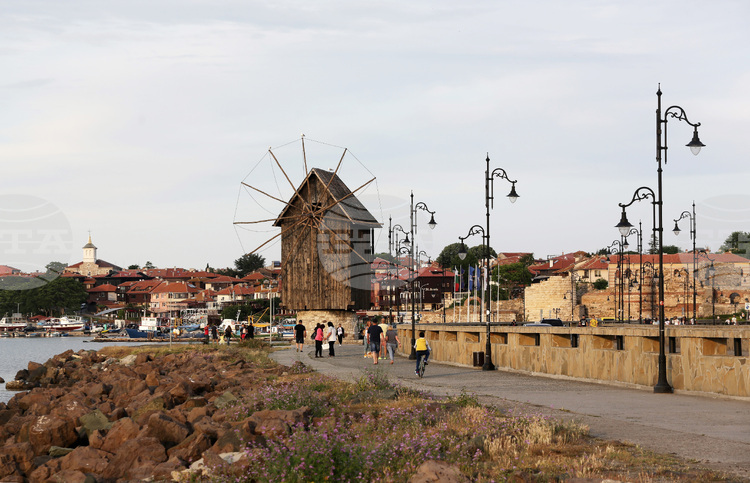 Bulgaria Elected Member of UNESCO Intergovernmental Committee for Safeguarding of Intangible Cultural Heritage