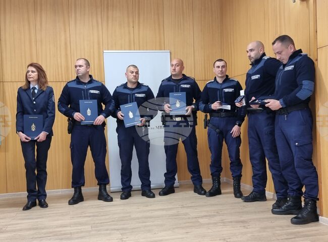 Ямбол - полицаи - награждаване