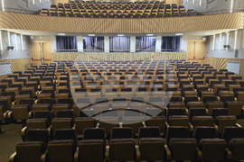 Ловеч - Драматичен театър - обновен театрален салон