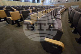 Ловеч - Драматичен театър - обновен театрален салон