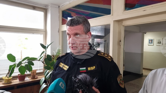 Между четири и шест пъти повече са постигнатите резултати на МВР срещу изборни нарушения спрямо през 2024 г., заяви в Ямбол Георги Кандев