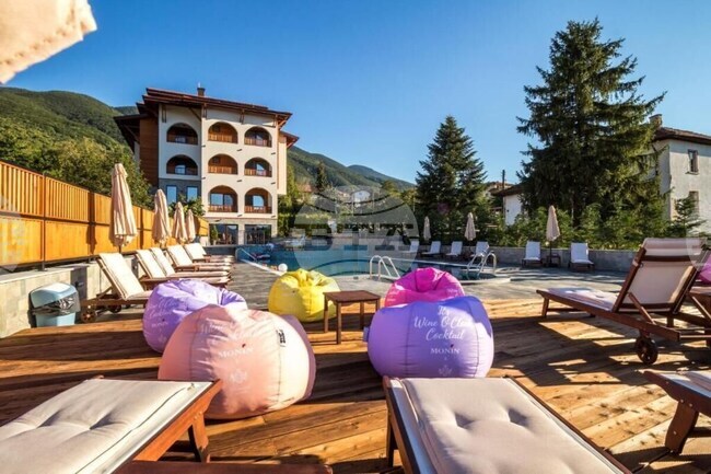 Сапарева баня - СПА хотел „Емар“