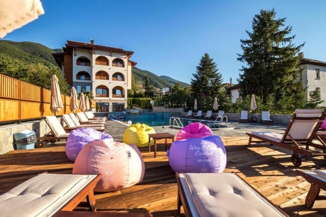 Сапарева баня - СПА хотел „Емар“