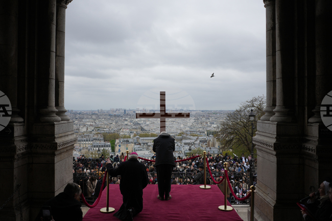 APTOPIX France Good Friday