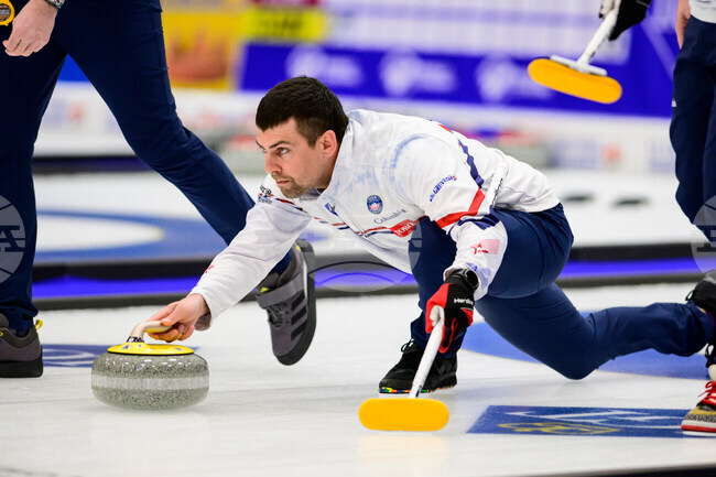 CORRECTION World Championships Curling