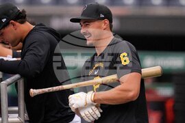 Pirates Griffin Debuts Baseball