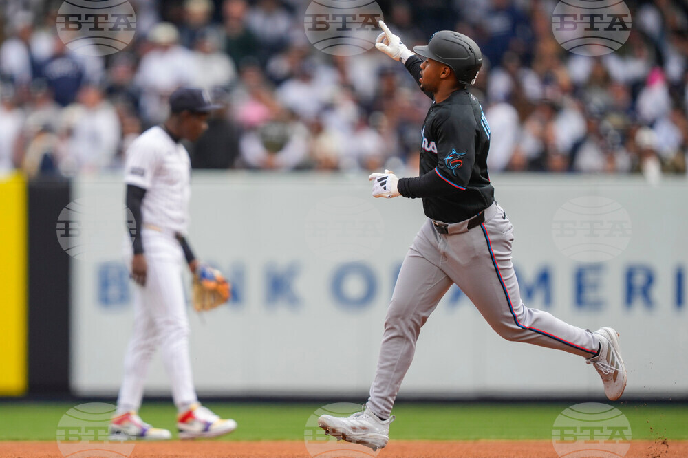 Marlins Yankees Baseball