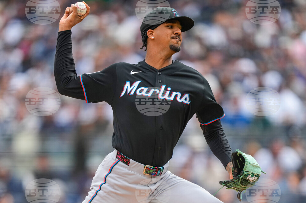 Marlins Yankees Baseball