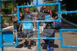 APTOPIX Cuba Prisoner Release