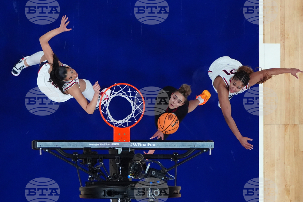 NCAA South Carolina UConn Basketball