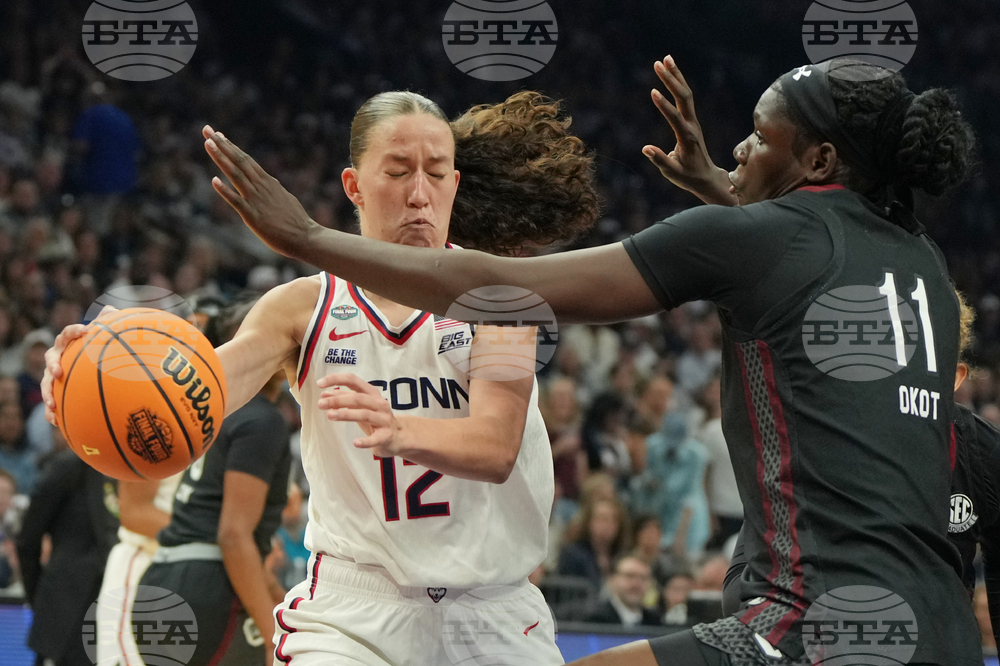 NCAA South Carolina UConn Basketball