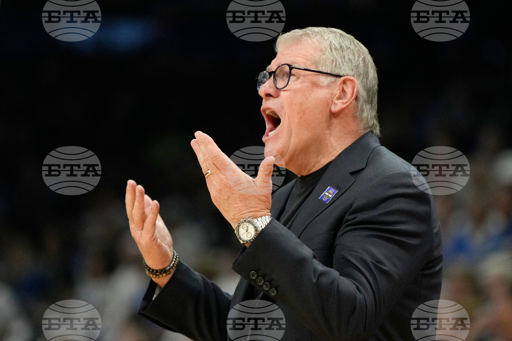 NCAA South Carolina UConn Basketball