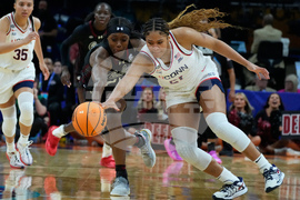 NCAA South Carolina UConn Basketball