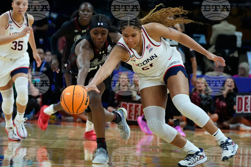 NCAA South Carolina UConn Basketball