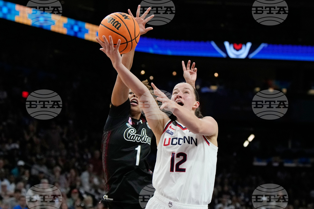 NCAA South Carolina UConn Basketball
