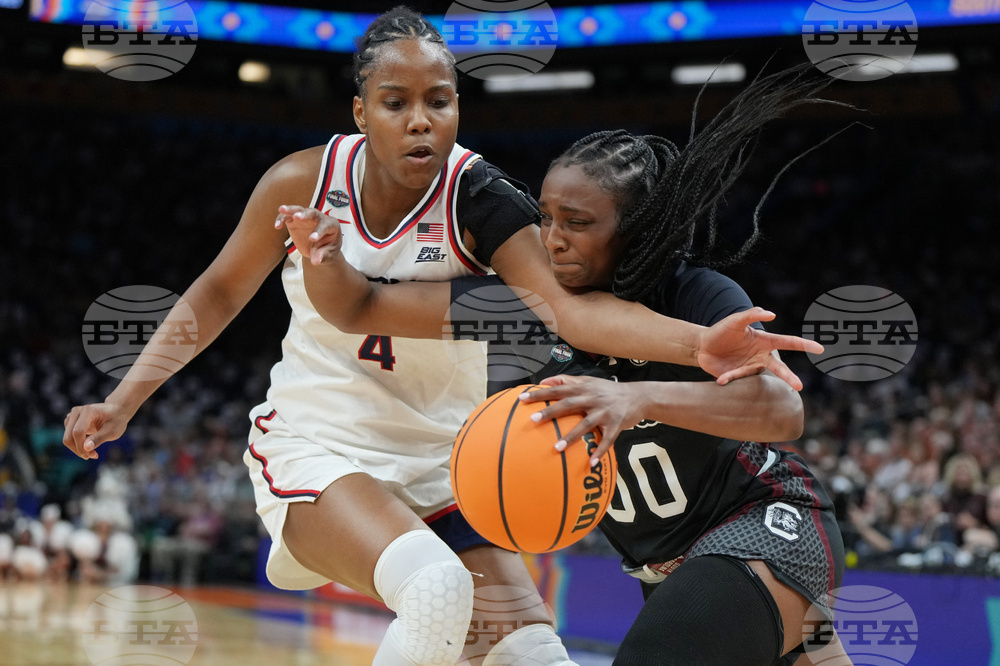 NCAA South Carolina UConn Basketball