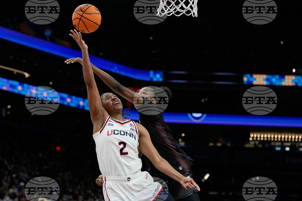 NCAA South Carolina UConn Basketball
