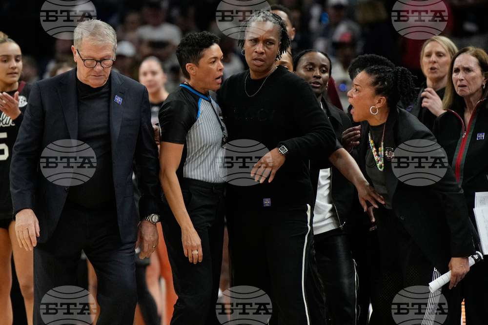 NCAA South Carolina UConn Basketball