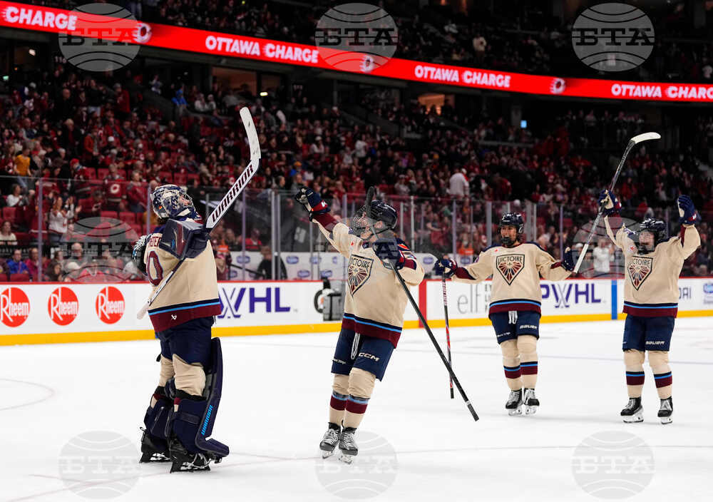 PWHL Victoire Charge Hockey