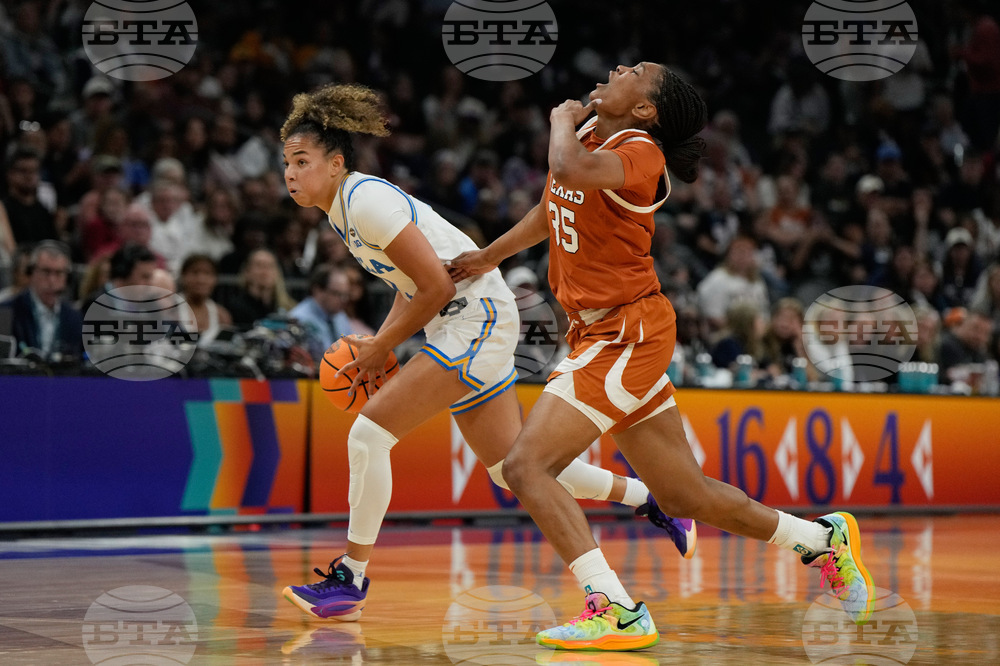 NCAA South Carolina UConn Basketball