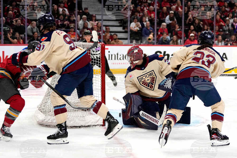 PWHL Victoire Charge Hockey