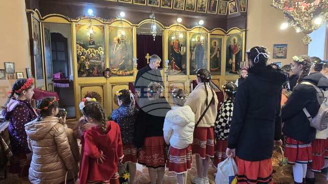 В добричкия квартал “Рилци” направиха възстановка на обичая лазаруване