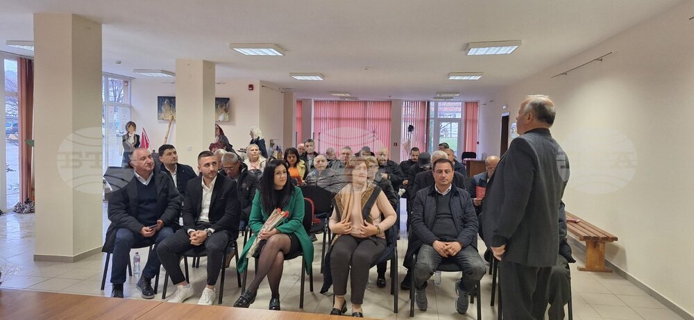 Под мотото, че нормалният живот не трябва да е привилегия преминаха срещите на представители на „БСП – Обединена левица“ в Симитли и Струмяни