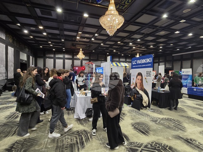 Кариерен форум на „ДжобТайгър“ събра работодатели и търсещи работа в София