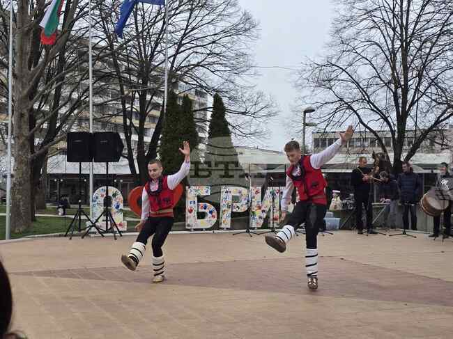 Добрич - студия "Добруджа" - празничен концерт