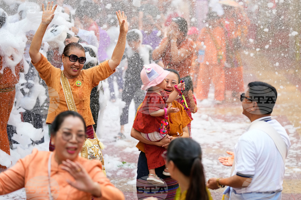 Myanmar Ethnic Water Festival