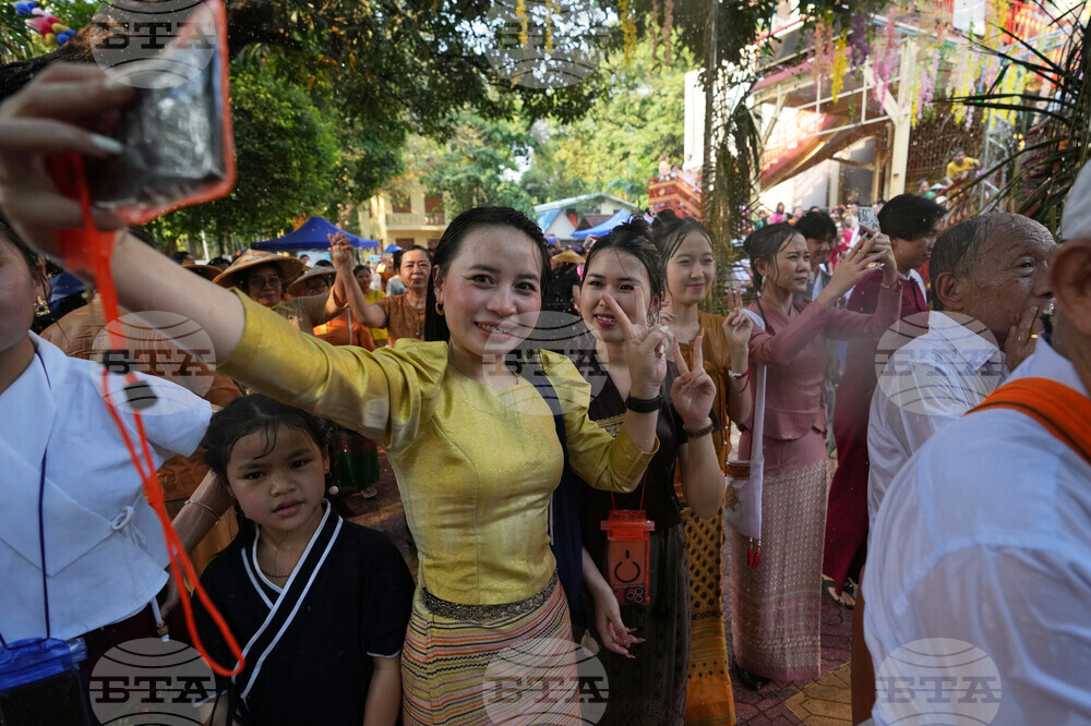 Myanmar Ethnic Water Festival