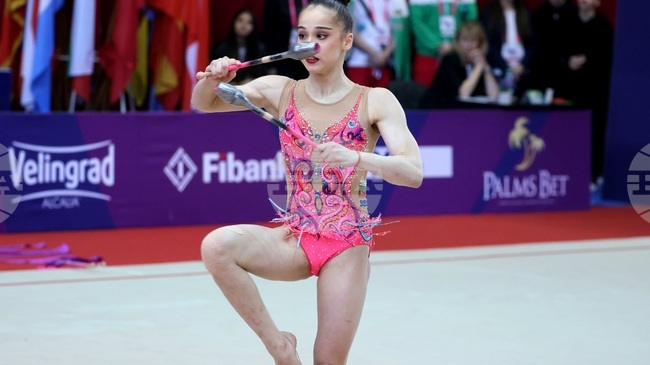 Яница Динева се класира седма на финала на бухалки на 