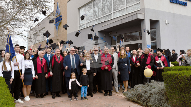  Академията по национална и информационна сигурност в Пловдив връчи дипломите за висше образование на бакалаври и магистри 