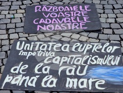 Румъния - акция в Букурещ под надслов „Протест срещу войната - казваме „не“ на съучастието на Румъния в империалистическата война, започната от САЩ и Израел“