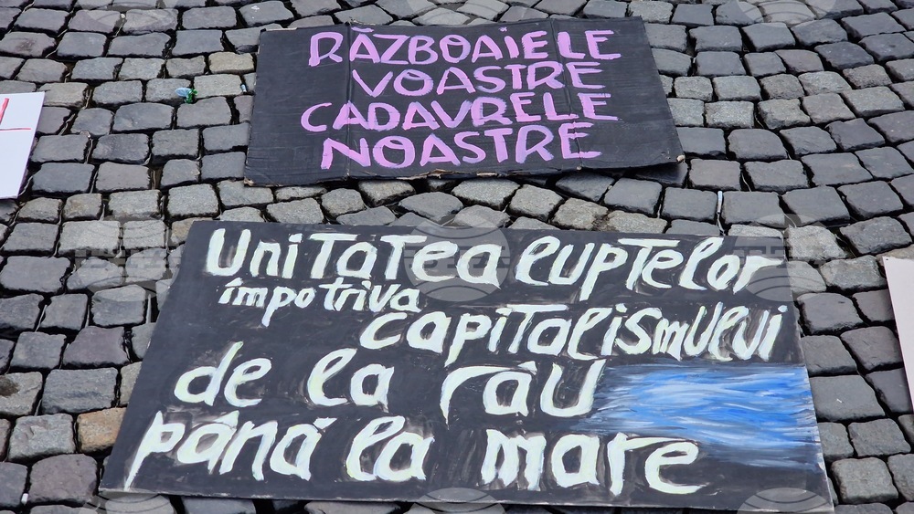 Румъния - акция в Букурещ под надслов „Протест срещу войната - казваме „не“ на съучастието на Румъния в империалистическата война, започната от САЩ и Израел“