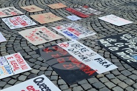 Румъния - акция в Букурещ под надслов „Протест срещу войната - казваме „не“ на съучастието на Румъния в империалистическата война, започната от САЩ и Израел“